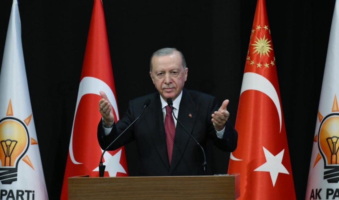 Cumhurbaşkanı Erdoğan’dan İl Başkanlarına Sert Mesajlar Cumhurbaşkanı Erdoğan, AK Parti İl Başkanları Toplantısı'nda sert mesajlar verdi.