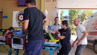 Bursa’nın İnegöl ilçesinde hafif ticari aracın çarpması sonucu ağır yaralanan