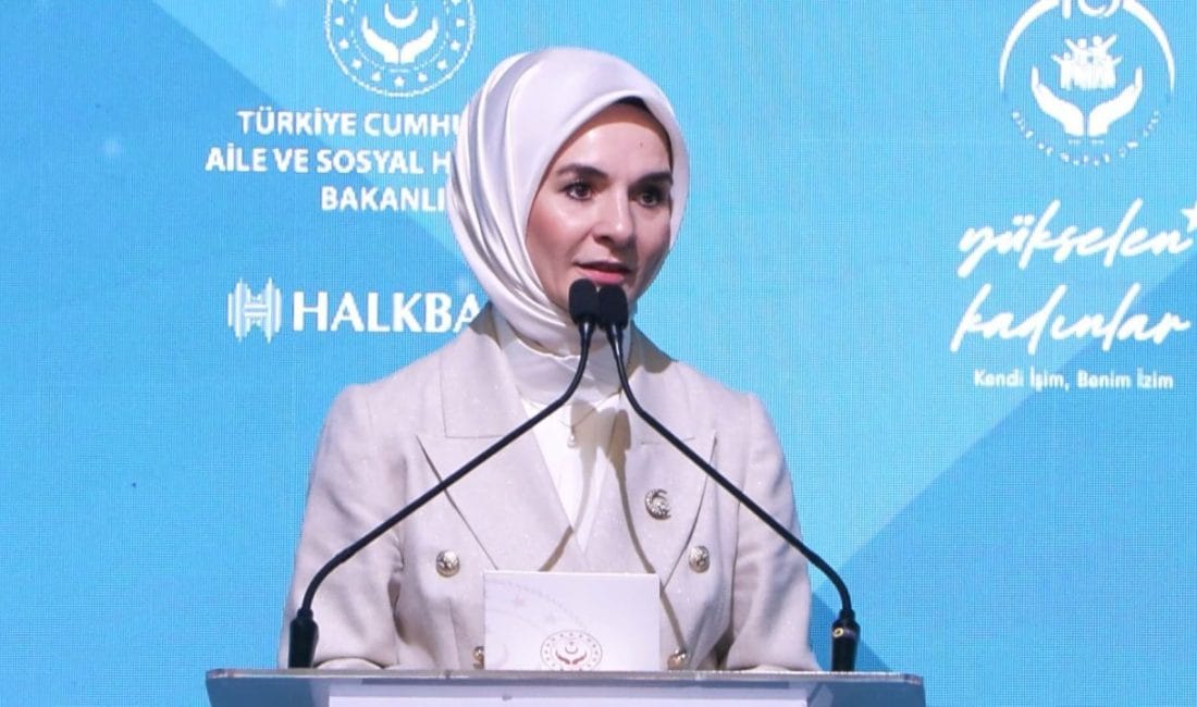 Kadın Girişimci Sayısı 1.2 Milyonu Aştı Bakan Mahinur Özdemir Göktaş İstanbul'da açıkladı: Türkiye'de kendi işini kuran