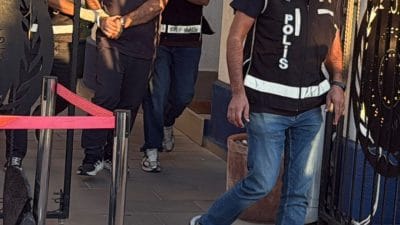 Bodrum Bölge Liman Başkanı T.A., lüks yat geçişleri karşılığında rüşvet