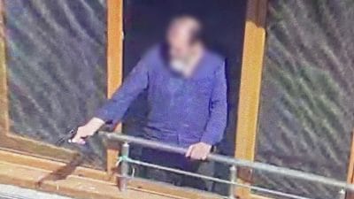 Maltepe’de Ev Sahiplerini Katleden Kiracı Adliyeye Sevk Edildi Maltepe'de kendisini evden çıkarmak isteyen ev sahiplerini vurarak öldüren ve