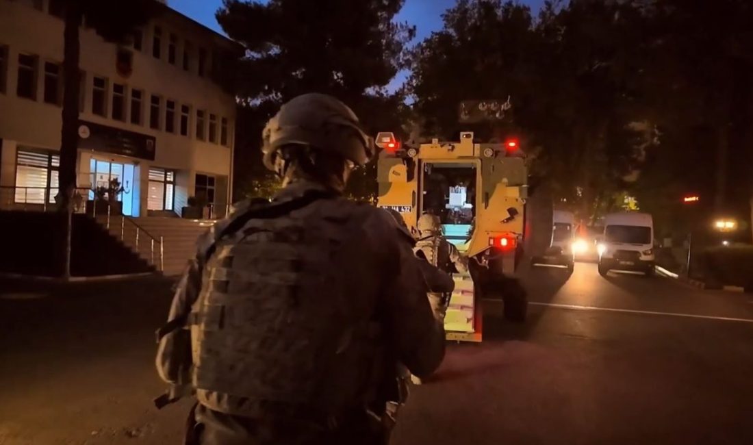 22 İlde Eş Zamanlı DEAŞ Operasyonu! 59 Şüpheli Yakalandı İçişleri Bakanlığı, 22 ilde DEAŞ'a yönelik düzenlenen operasyonlarda 59 şüphelinin