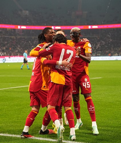 Galatasaray, Konyaspor’u 4-0 yendi Galatasaray, dört farklı oyuncunun gol attığı Konyaspor deplasmanında 4-0 kazanarak