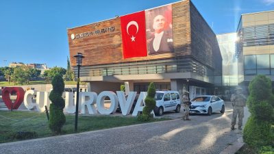 Adana'da Çukurova Belediyesine yönelik yolsuzluk soruşturması kapsamında 51 kişi hakkında