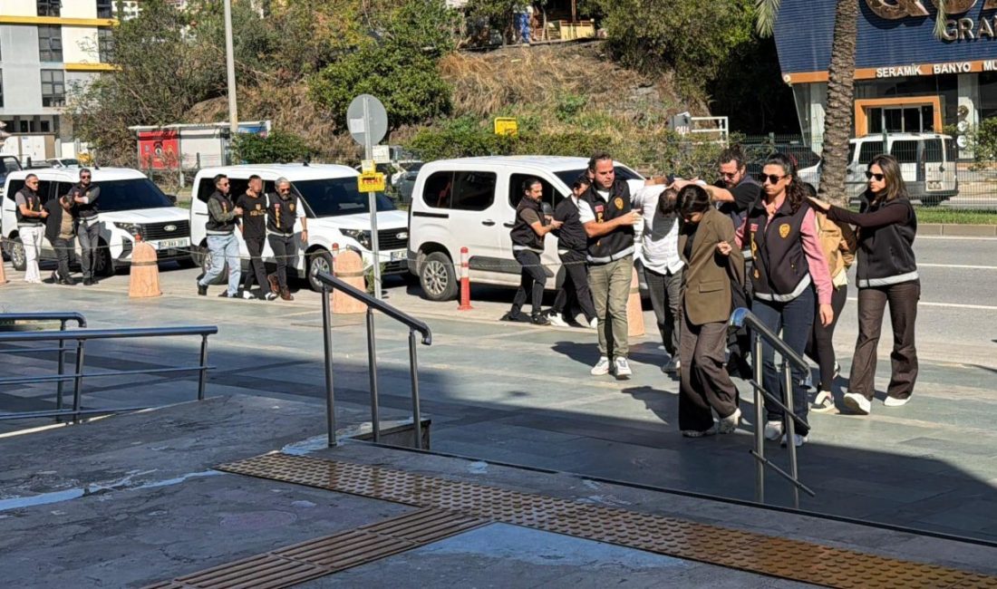 Alanya’da Kaçırma ve Zorla Senet İmzalatma İddiası Antalya'nın Alanya ilçesinde bir kişinin dağlık alana kaçırılarak 15 milyon
