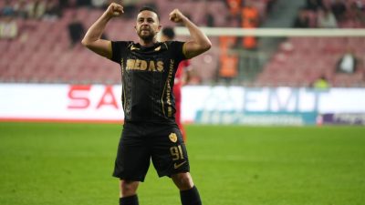 Amed Sportif Faaliyetler, Samsunspor karşısında ilk yarıyı geride kapatmasına rağmen