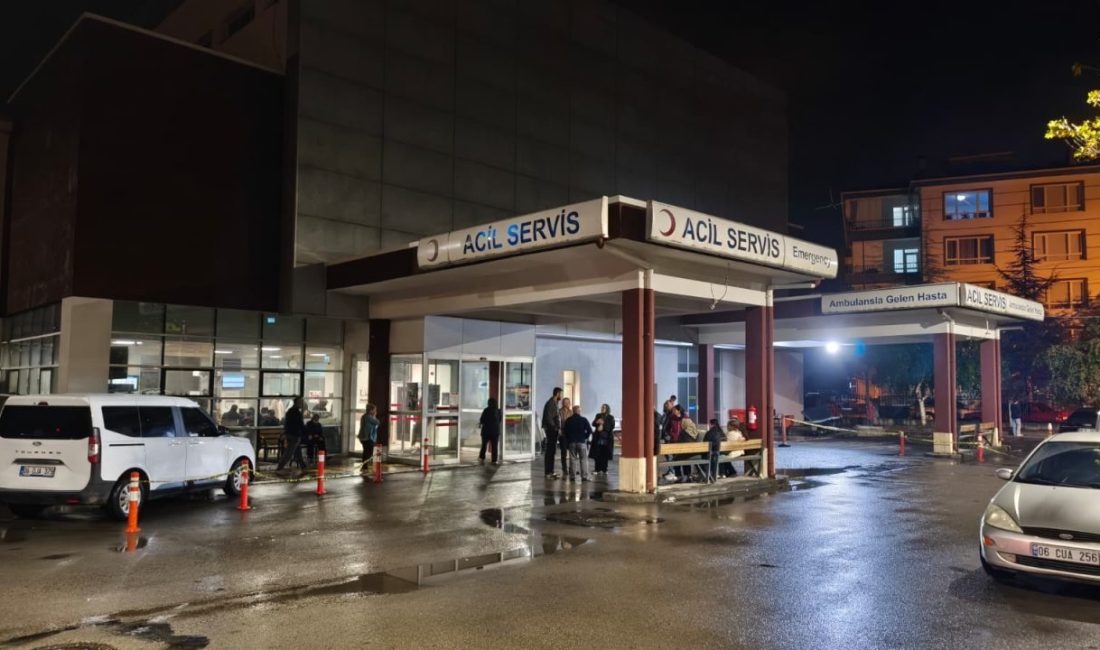 Ankara’da otomobil TIR’a arkadan çarptı: 1 ölü, 1 yaralı Çubuk-Şabanözü yolunda TIR’a arkadan çarpan otomobilde yaralanan Satı Ateşoğlu hastanede