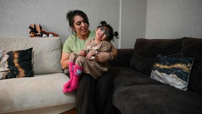 5,5 yaşındaki Ekinsu’nun hareket kabiliyetini artırmaya yönelik rehabilitasyon sürecinde kullanılacak