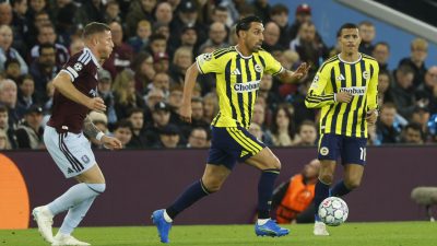 Fenerbahçe, UEFA Şampiyonlar Ligi'nde Aston Villa'ya 6-0 mağlup oldu. Nicolas