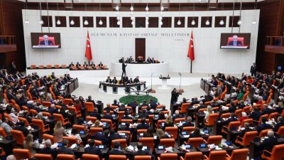 TBMM Genel Kurulu, tasfiyesine karar verilen yatırım fonlarına ilişkin kanun