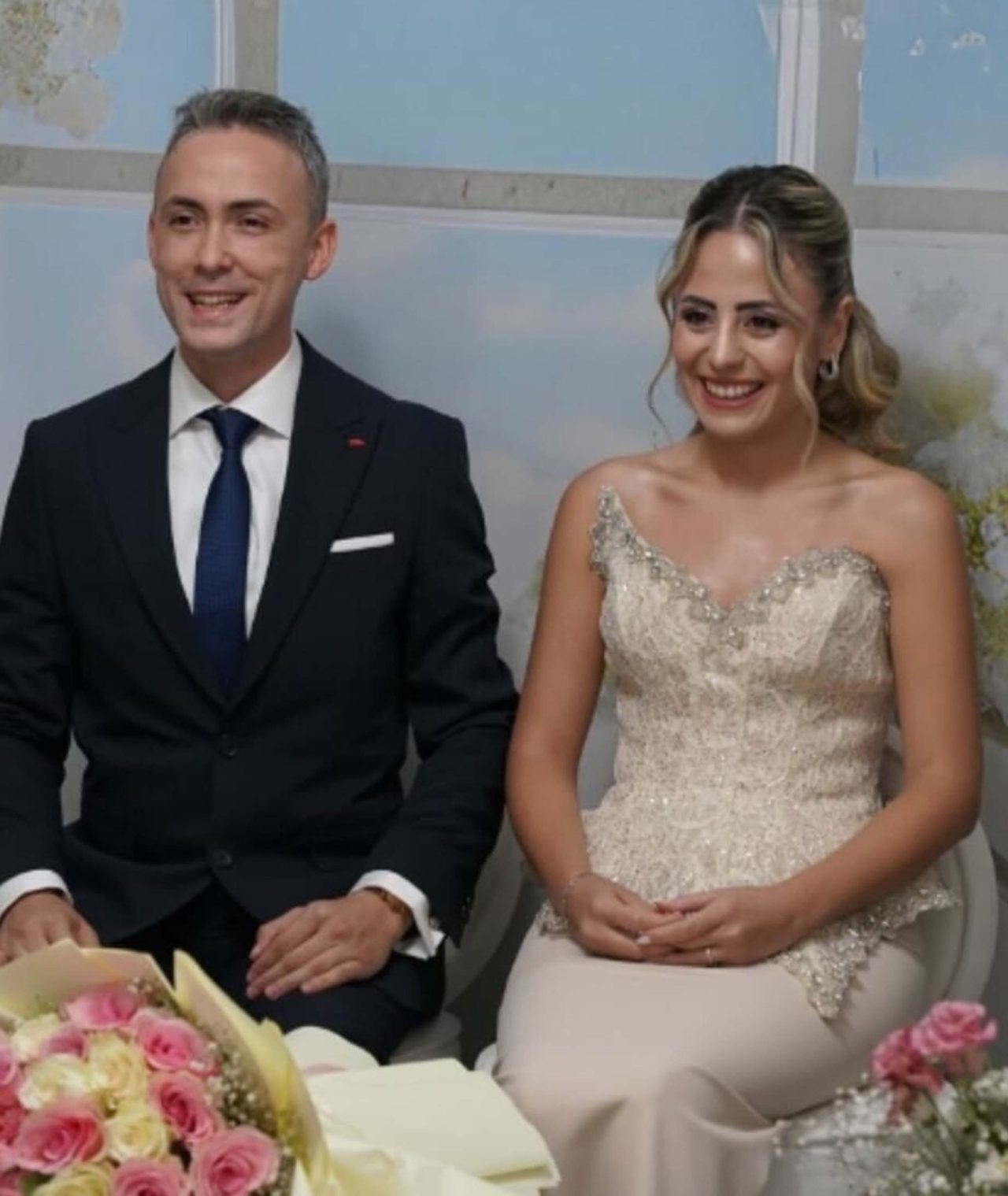 İzmir'in Menemen ilçesinde avukat Özge Penbegül, 3 Ekim'de nişanlandığı polis
