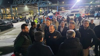 Soma’daki maden göçüğünde 2 işçi hayatını kaybederken, ekipler göçük altında