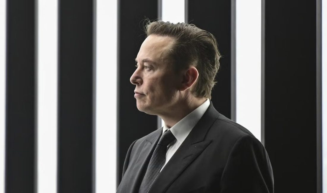 Musk’tan Ukrayna Açıklaması: Starshield ABD Hükümetinin Kontrolünde Elon Musk, Ukrayna'nın askeri iletişimde kullandığı Starshield uydu sisteminin ABD