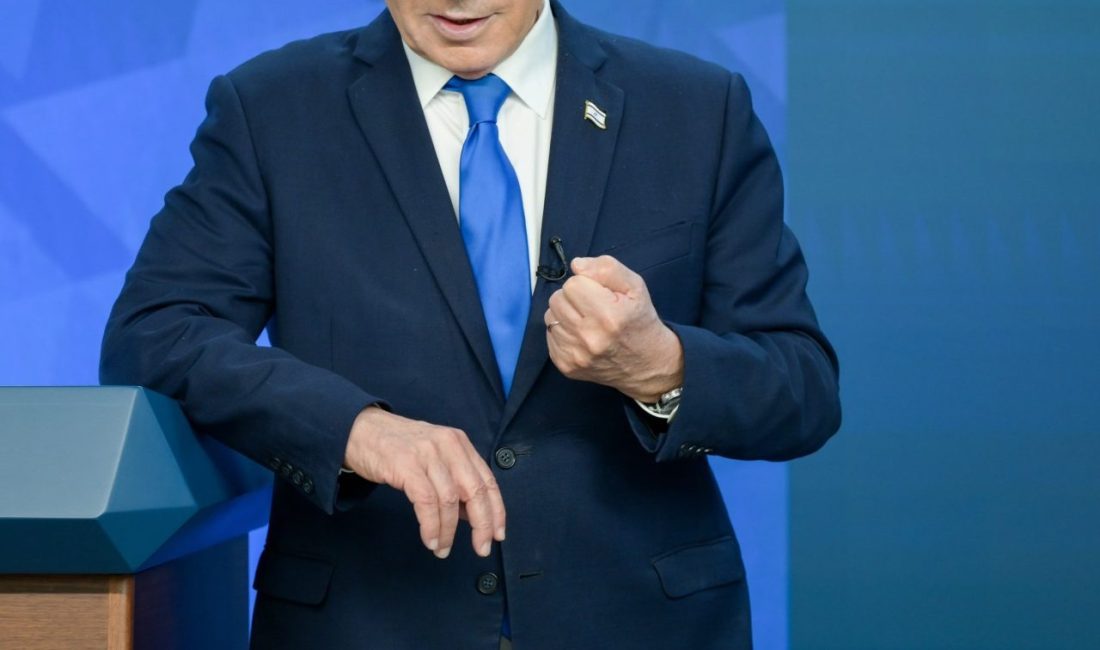 Netanyahu: İran’daki Rejimin Çökmesini Sağlamak İçin Kapsamlı Bir Planımız Var İsrail Başbakanı Binyamin Netanyahu, yeni güvenlik doktrininde İran'daki yönetimin devrilmesini