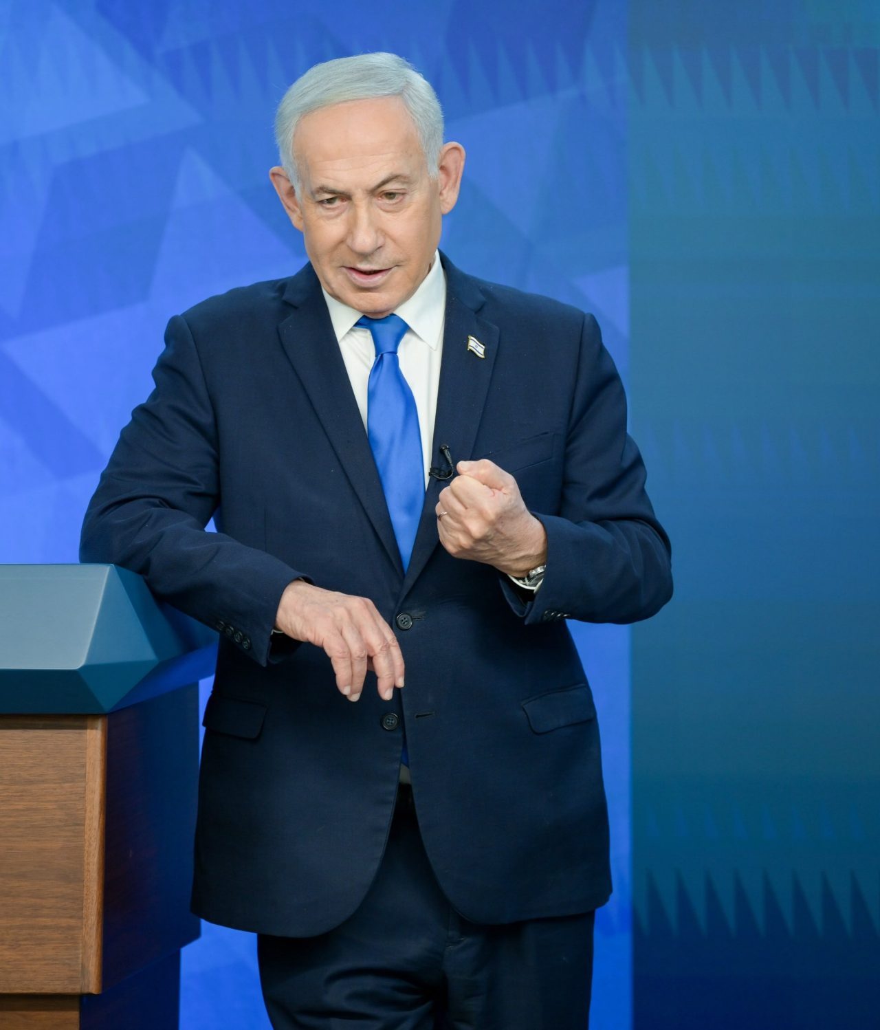 İsrail Başbakanı Binyamin Netanyahu, yeni güvenlik doktrininde İran'daki yönetimin devrilmesini