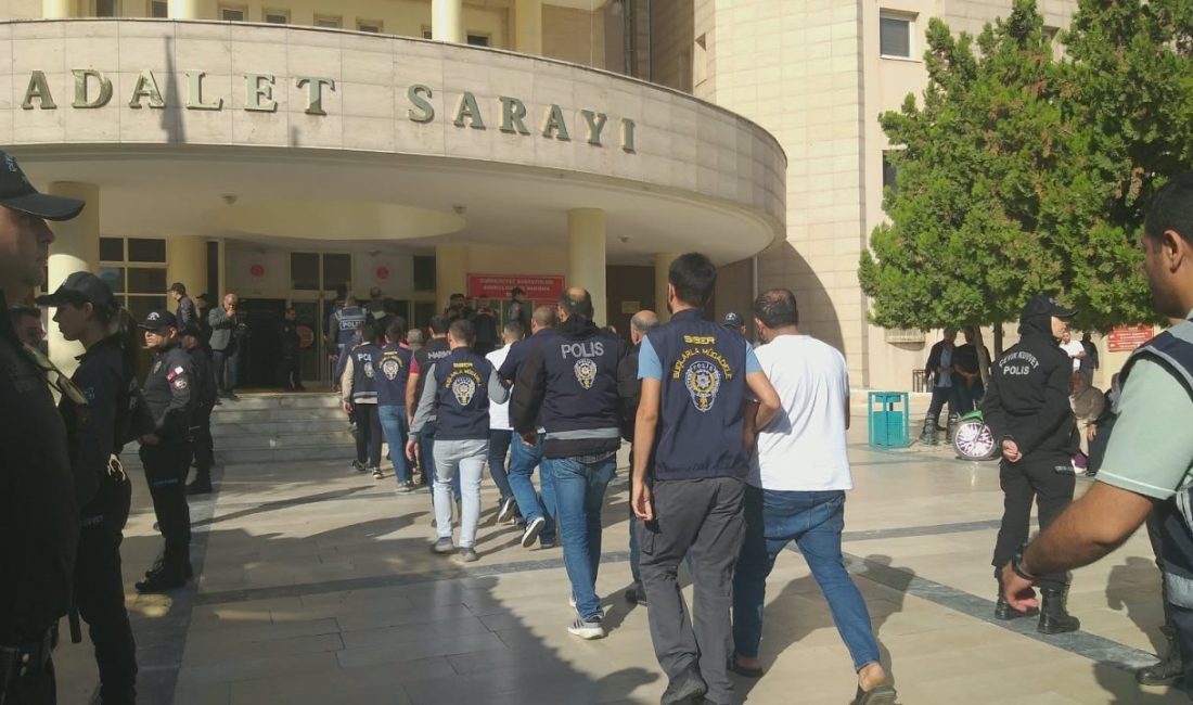 Şanlıurfa merkezli yasa dışı bahis operasyonu; 22 gözaltı Şanlıurfa merkezli yasa dışı bahis operasyonunda 22 şüpheli adliyeye sevk