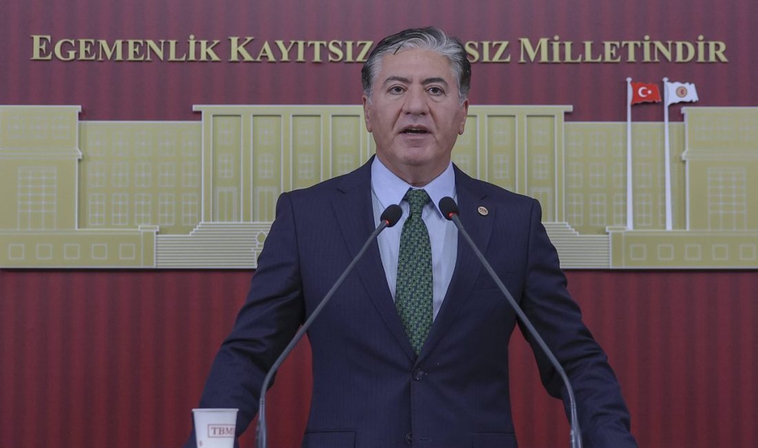Yeni Partili Emir’den Fon Soruşturmasında 120 Milyar Dolarlık Zarar İddiası Yeni Parti Grup Başkanvekili Murat Emir, fon soruşturmalarında toplam ekonomik